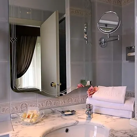 Alexander 4* Cervia