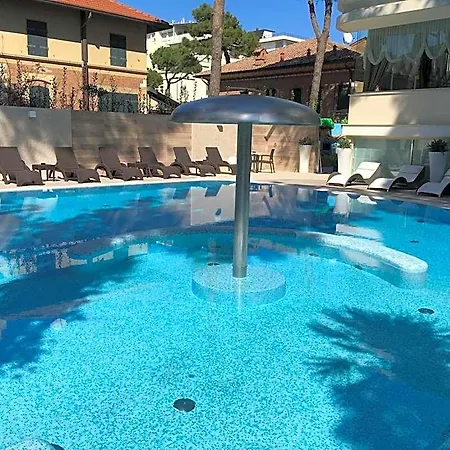 Alexander 4* Cervia